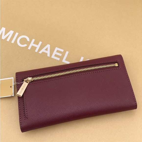 Michael Kors Trifold Wallet Merlot Color - Picture 10 of 13